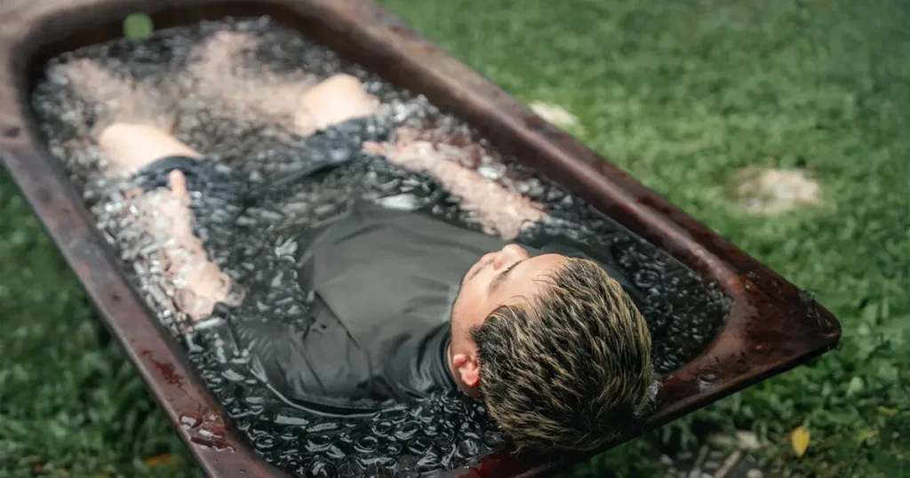 ice bath vs. sauna