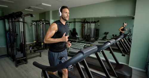 best cardio exercises at vibe gym . man doing treadmill